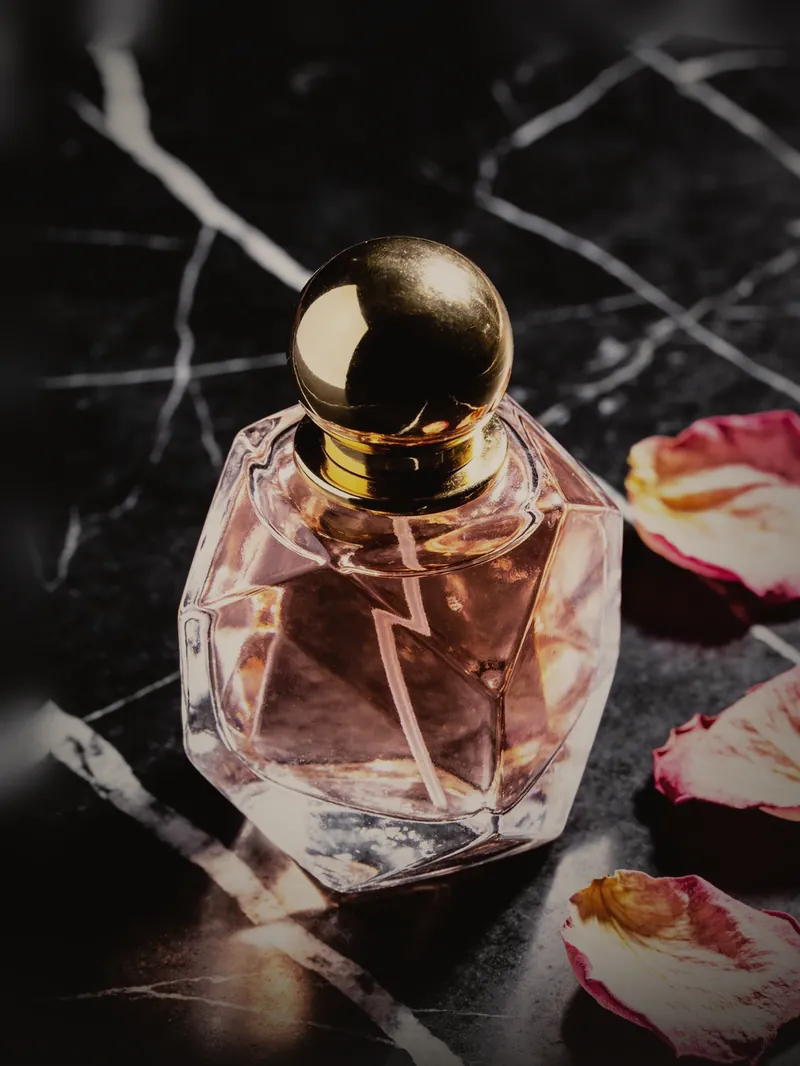 قارورة عطر سَمَر